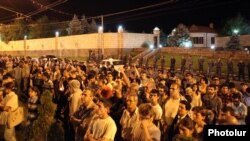 Armenia - Activists demonstrate outside the Yerevan house of businessman Ruben Hayrapetian, 8Jul2012.