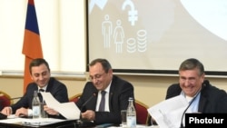 Члены АРФД Ишхан Сагателян, Арцвик Минасян и Артур Хачатрян (архив)