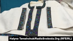 Чоловіча сорочка. Поділля