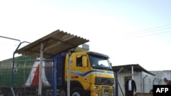 اسرائیل روز جمعه به مدت چند ساعت گذرگاه‌های «کرم شالوم» و «کارنی » را برای عبور این کاروان گشوده بود. (عکس: AFP)