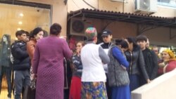 Döwlet dükanlarynda un iki gün bäri satylmaýar; Dollar gaýtadan gymmatlaýar