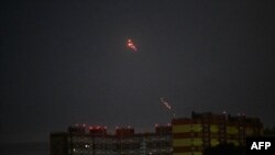 Робота української ППО з відбиття атаки російських дронів, Київ, вересень 2025 року