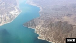 Чоң Наманган каналын жабуу сунушу газ маселесин чечүүдө  канчалык таасири болот деген талкууга жол ачты. (Сүрөттө: Токтогул суу сактагычы)