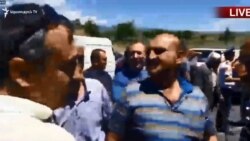 «Հյուսիս-Հարավ» ավտոմայրուղու շինարարները փակել էին Ուջան-Աշտարակ ճանապարհը