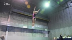 В Одесі відбирають найкращих стрибунів на батуті (відео)