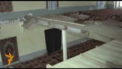 В Сузаке во время молитвы провалился второй этаж в мечети