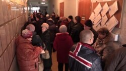 Другий рік «пенсійного туризму» на Донбасі (відео)