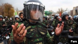 نیروهای ضد شورش پلیس(عکس از آرشیو)