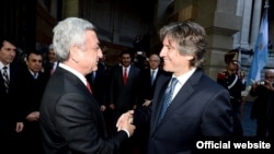 Argentina -- President of Armenia Serzh Sarkisian (L) and Vice President of Argentia Amado Boudou met in Buenos Aires, 07 Jul, 2014