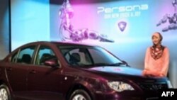 شرکت مالزیایی پروتون، متولی ساخت خودروی اسلامی، به ساخت خودروهای بدون کیفیت شهرت دارد.