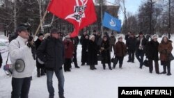 Пикетта катнашучылар. Уфа, 2 март 2013