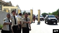 Расследование нарушений со стороны правящей партии проходит не так эффективно