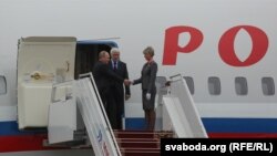 Прэзыдэнт Расеі Ўладзімір Пуцін прыбыў у аэрапорт Менску, 26 жніўня 2014 году