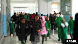 Orta mekdep (illýustrasiýa suraty) 