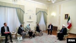 دیدار مسئول سیاست خارجی اتحادیه اروپا از تهران برای شرکت در مراسم تحلیف ریاست‌جمهوری