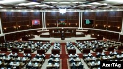 Зал заседаний Милли Меджлиса Азербайджана 