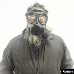 اعتراض هنرمند چینی، آی وی‌وی، به آلودگی هوا در کشورش