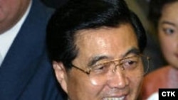 رییس جمهوری چین می گوید: علی رغم رشد سريع اقتصادی کشور، دولت در مبارزه با فساد مالی و اداری ناکام بوده است.