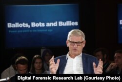 کارل بیلت، نخست‌وزیر و وزیر خارجه اسبق سوئد