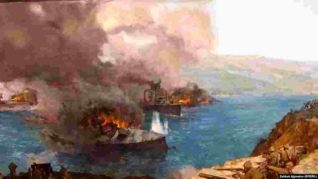 Стамбул шаары жайгашкан Босфор кысыгын, Чанаккалени, башкача айтканда, Дарданелди англичандар ээлеп, айтор, түрктөрдүн узун жана даңктуу тарыхындагы эң бир каргашалуу убак ушул 1918-19-жылга туура келген экен.