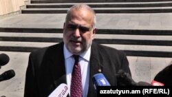 Раффи Ованнисян беседует с Радио Азатутюн, Ереван, 9 апреля 2018 г. 