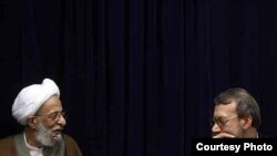 علی لاریجانی، رئیس مجلس و از چهره‌های برجسته اصولگرایان درکنار آیت‌الله مصباح یزدی، چهره برجسته جبهه پایداری