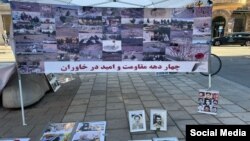 تجمع مادران خاوران و خانواده‌های دادخواه در مقابل دادگاه محاکمه حمید نوری در استکهلم سوئد