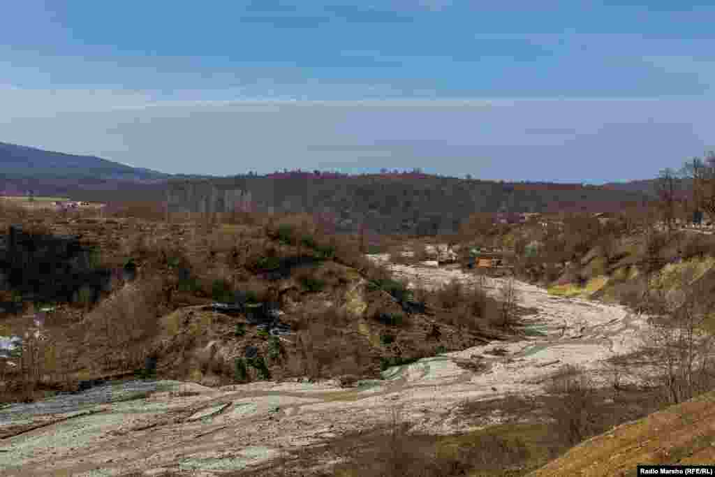 Мацах шуьйра латттина хиш, заманца лахделла.