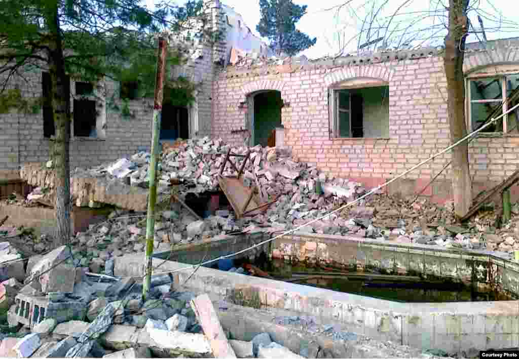 Власти снесли дом Акмухаммета Байханова в Туркменистане