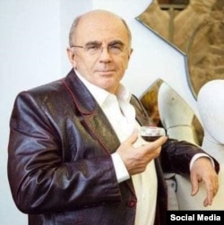 Александр Запесоцкий