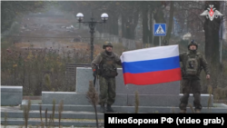 Російські військові, як заявляється, у Покровську. Скриншот з відео, опублікованого Міноборони РФ у телеграмі 1 грудня 2025 року