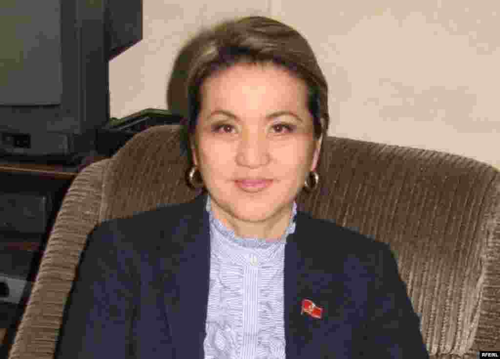 Сестра депутата Дамиры Ниязалиевой обвиняется вымогательстве