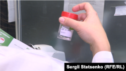 Набільшим здобуттям вчених став порошок, який при контакті із рідиною може зберігати інформацію про вірус щонайменше 10 днів