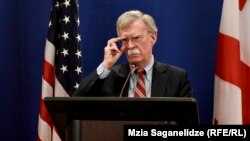 Жон Болтон.