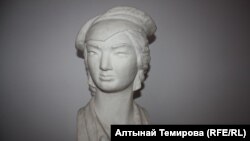 Аялдан чыккан айкелчи