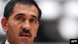 Причиной публичного разноса стало посещение Евкуровым поликлиники, построенной в станице Орджоникидзевской. Увиденное повергло в шок даже видавшего виды президента