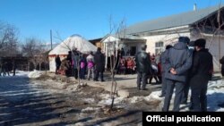 Маркум Нурланбек Эркуловдун сөөгү 29-январда жерге берилди. 2021-жыл. Өзгөн району, Дөң-Булак айылы.