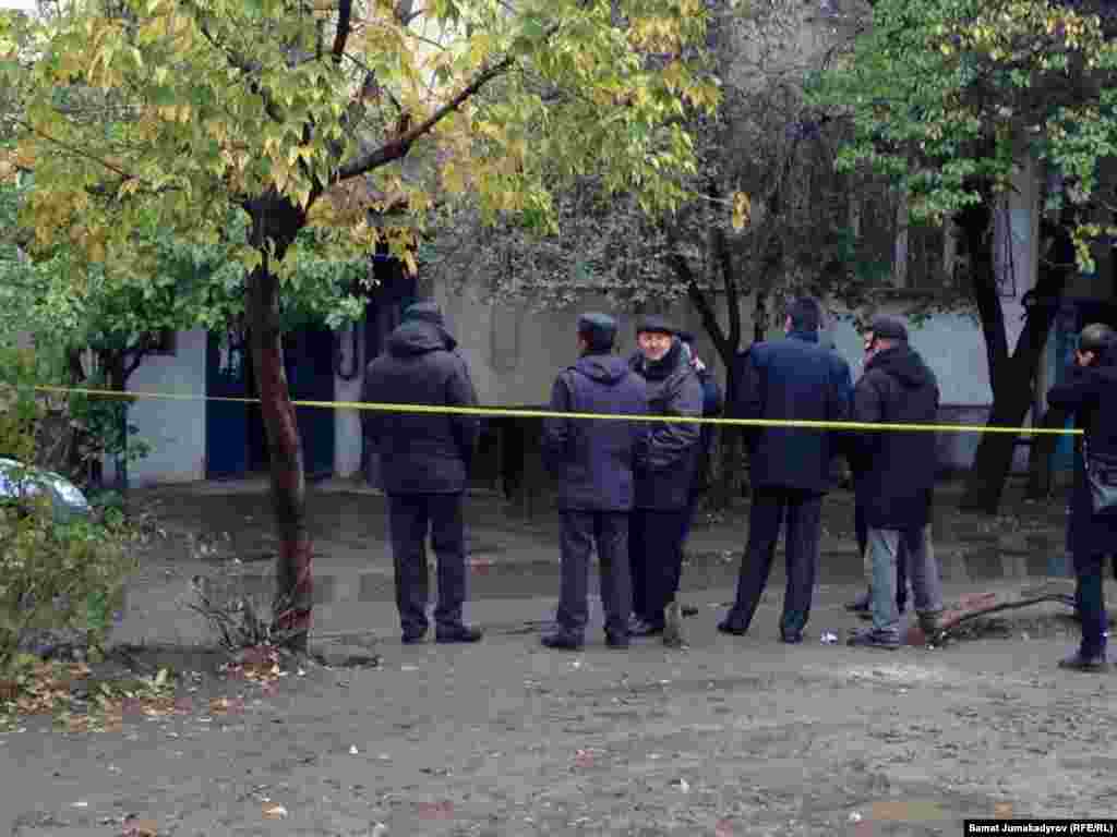 Азыркы учурда үй курчоого алынып турат