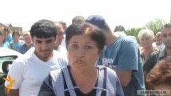 Նորաբացում պայքարում են ջրի համար