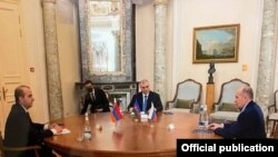 ՀՀ ազգային անվտանգության ծառայության տնօրենը, ՌԴ անվտանգության դաշնային ծառայության տնօրենը և Ադրբեջանի պետական անվտանգության ծառայության տնօրենը դեկտեմբերի 28-ին Մոսկվայում եռակողմ հանդիպման ժամանակ
