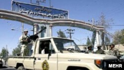 مانور نظامی نیروهای ارتش و سپاه در شهر زاهدان