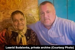 Леанід Судаленка са сваёй маці Соф'яй