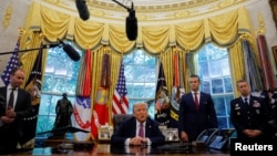 Церемония в Овальном кабинете Белого дома, Вашингтон, 5 сентября 2025 года