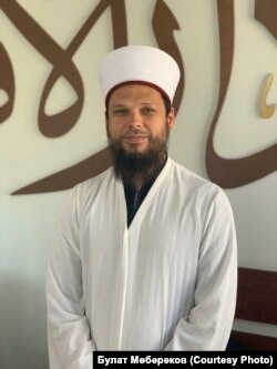 Булат хәзрәт Мөбәрәков