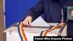 Alegerile din 18 mai vor defini direcția vest sau est a României, consideră șapte foști ambasadori SUA.