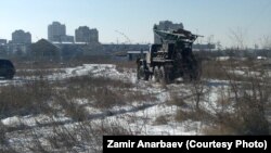 Акмәчеттә кырымтатар яшәгән Стрелковая бистәсендә төзелеш ширкәте геодезия эшләрен башкара 