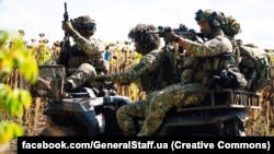 Під час вишколу бійців Десантно-штурмового батальйону 82 ОДШБр ЗСУ, 2025 рік