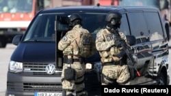 Pripadnici SIPA-e, arhivska fotografija