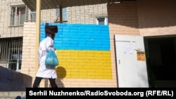 Після нічної повітряної атаки в Умані зникла електрика в будинках, фото ілюстративне