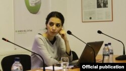 Сотрудница НПО «Центр просвещения и мониторинга прав человека» Тамта Микеладзе